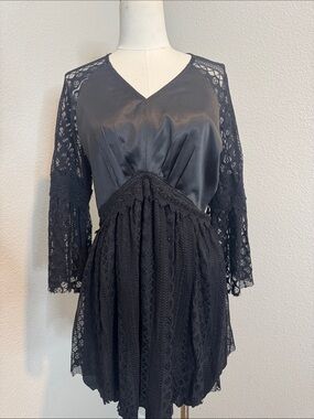 Black Lace Mini Dress with V-Neck